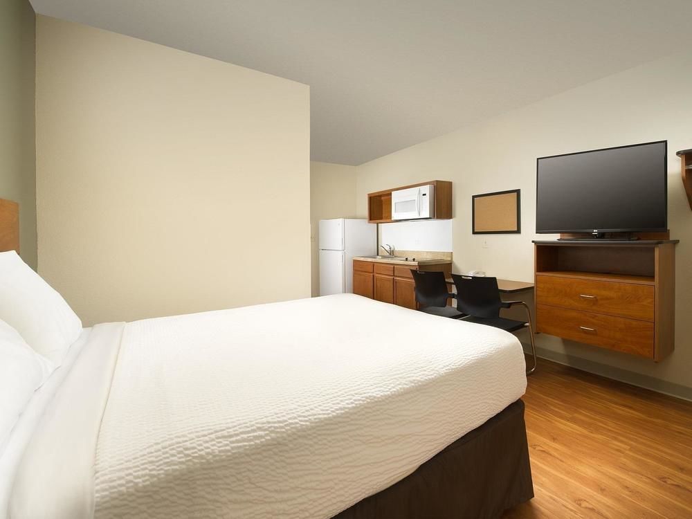 Woodspring Suites Akron Portage Lakes Zewnętrze zdjęcie
