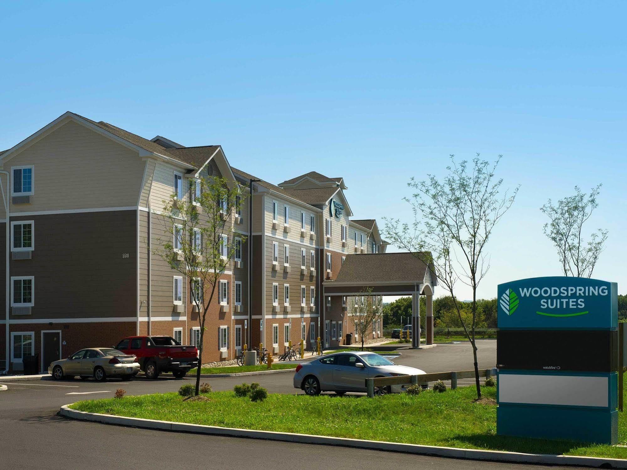 Woodspring Suites Akron Portage Lakes Zewnętrze zdjęcie