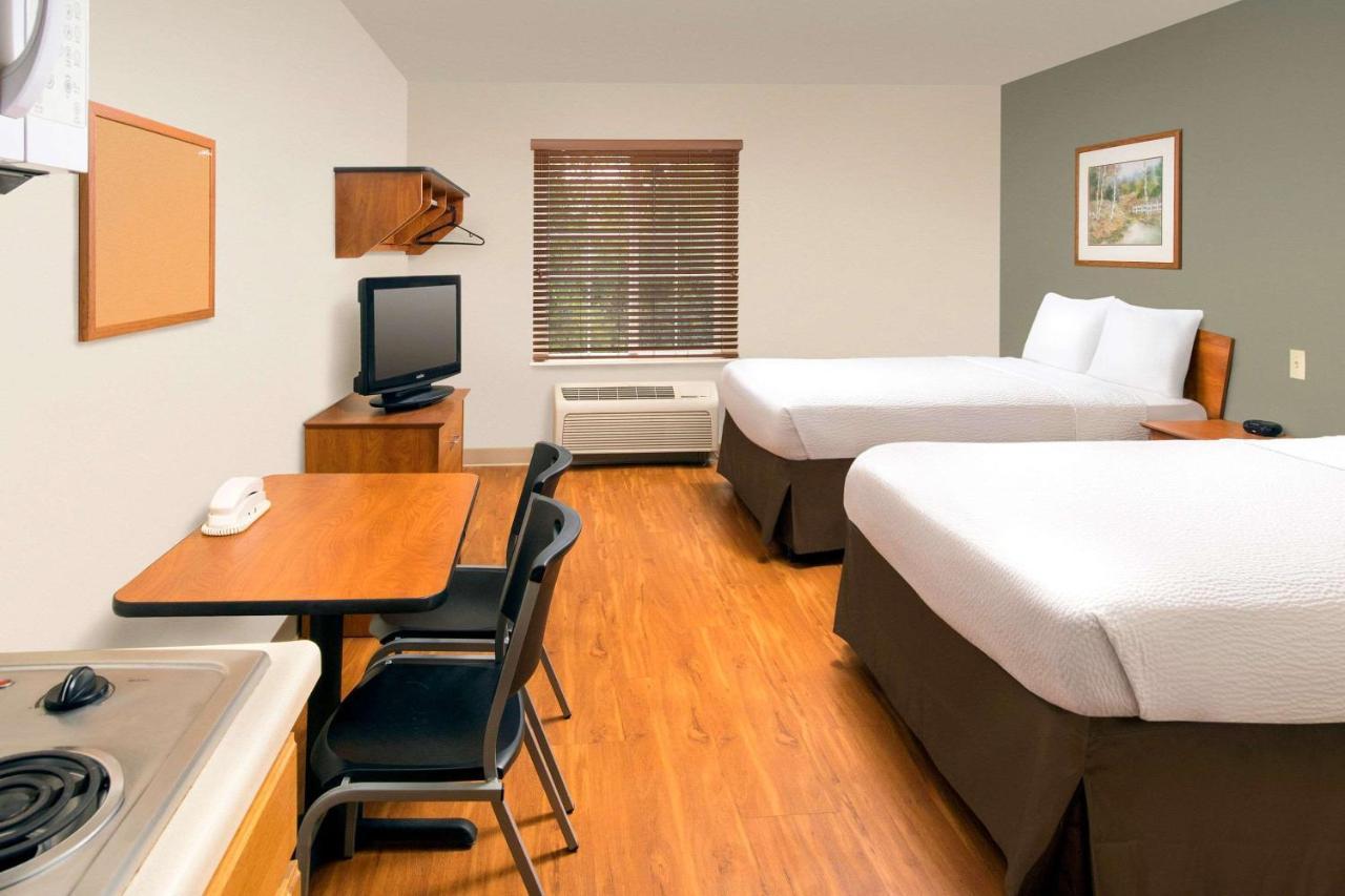 Woodspring Suites Akron Portage Lakes Zewnętrze zdjęcie